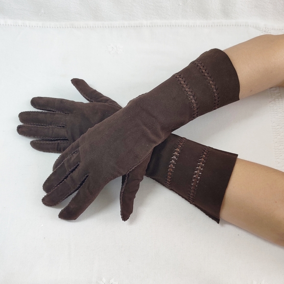Designer Brown Suede Leather Gloves, Evening Wear New Condition Vintage - Picture 1 of 10